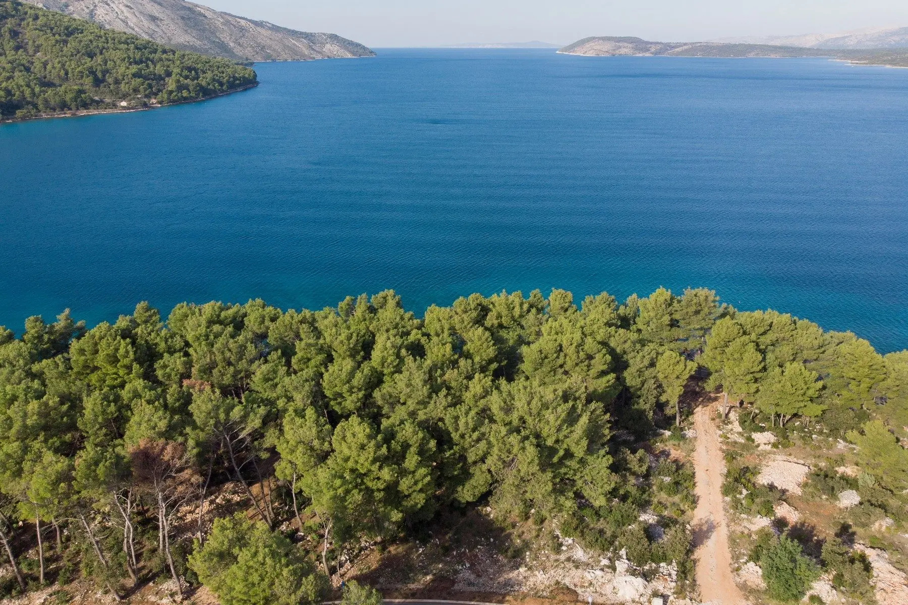 Building plots on Hvar