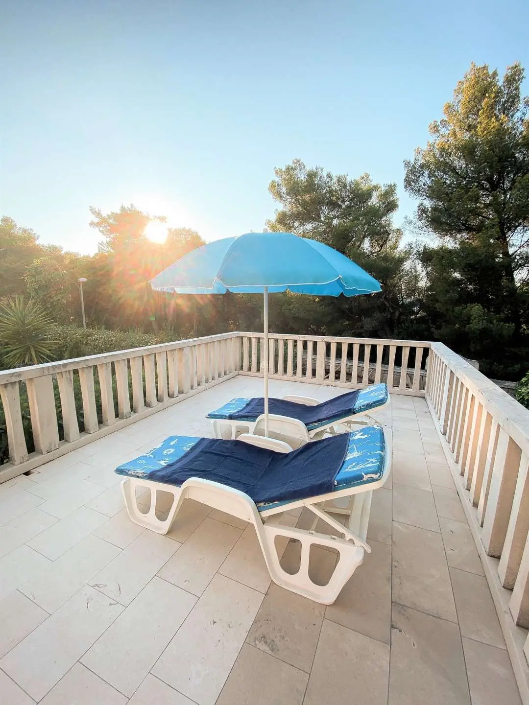 Detached Villa With Six Apartments, Island Brac, Supetar