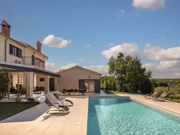 Villa With Swimming Pool, Labin, Istria