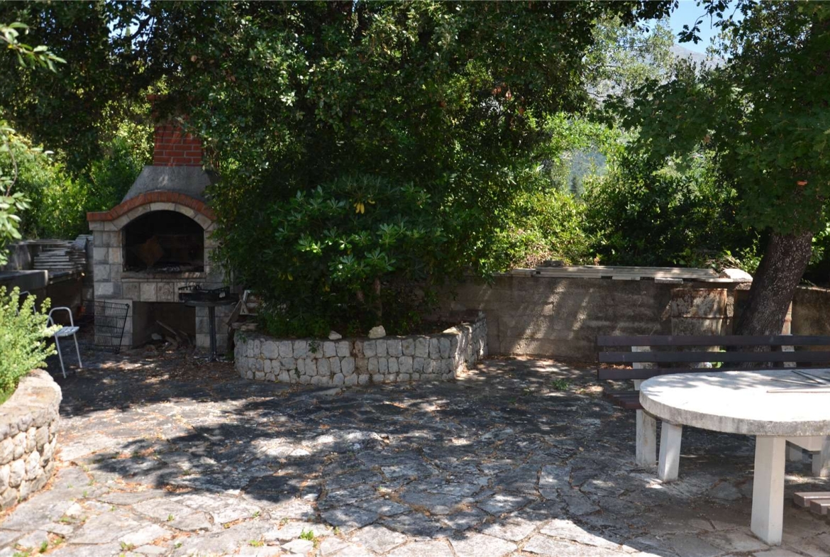 House With Four Apartments, Zupa Dubrovacka, Dubrovnik