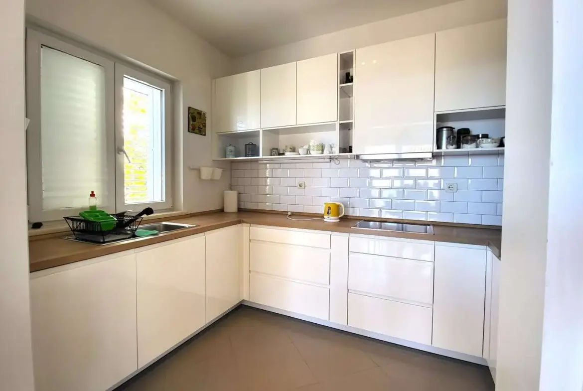 Three Bedroom Apartment and Attic Near Old Town, Dubrovnik