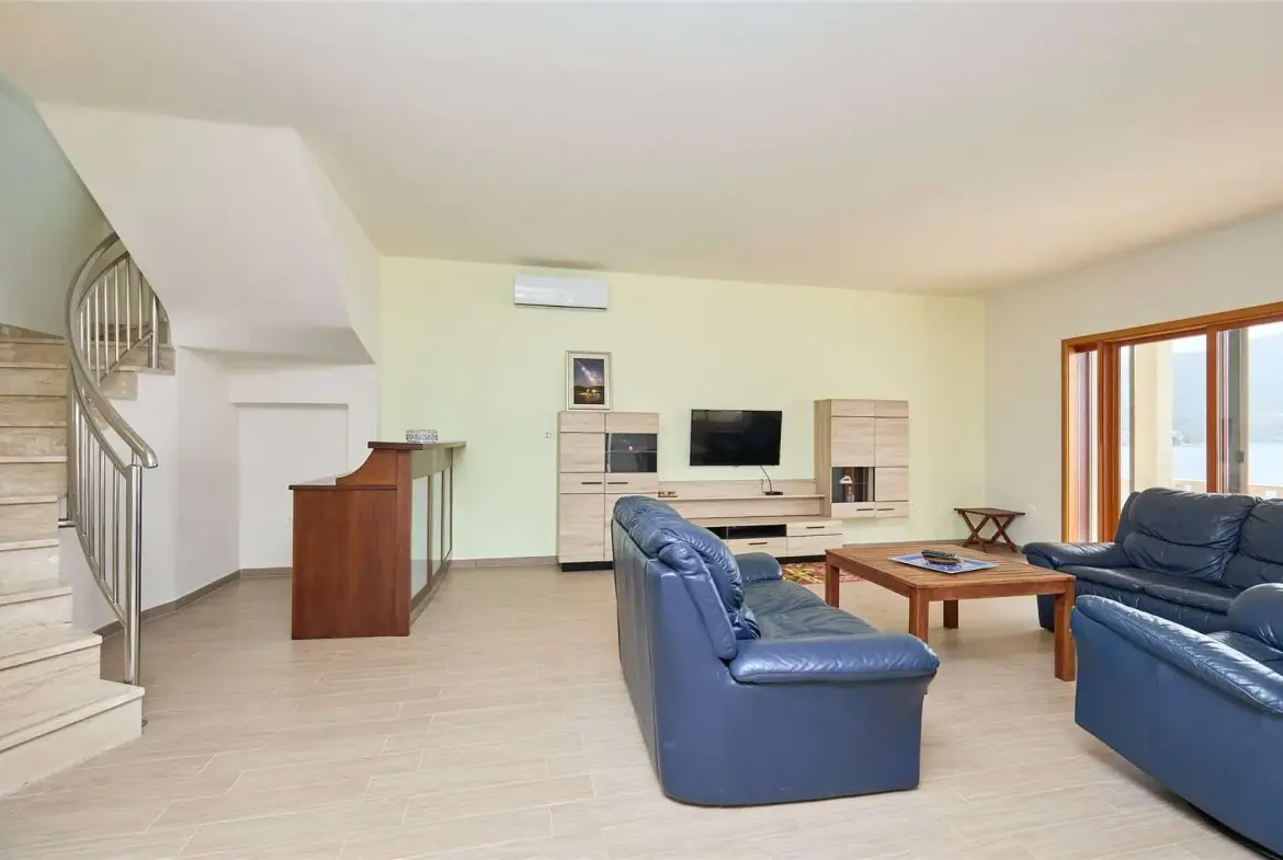 Two Beautiful Waterfront Villas, Radalj, Near Klek