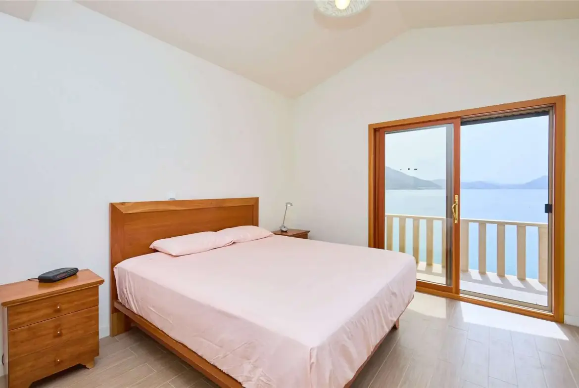 Two Beautiful Waterfront Villas, Radalj, Near Klek
