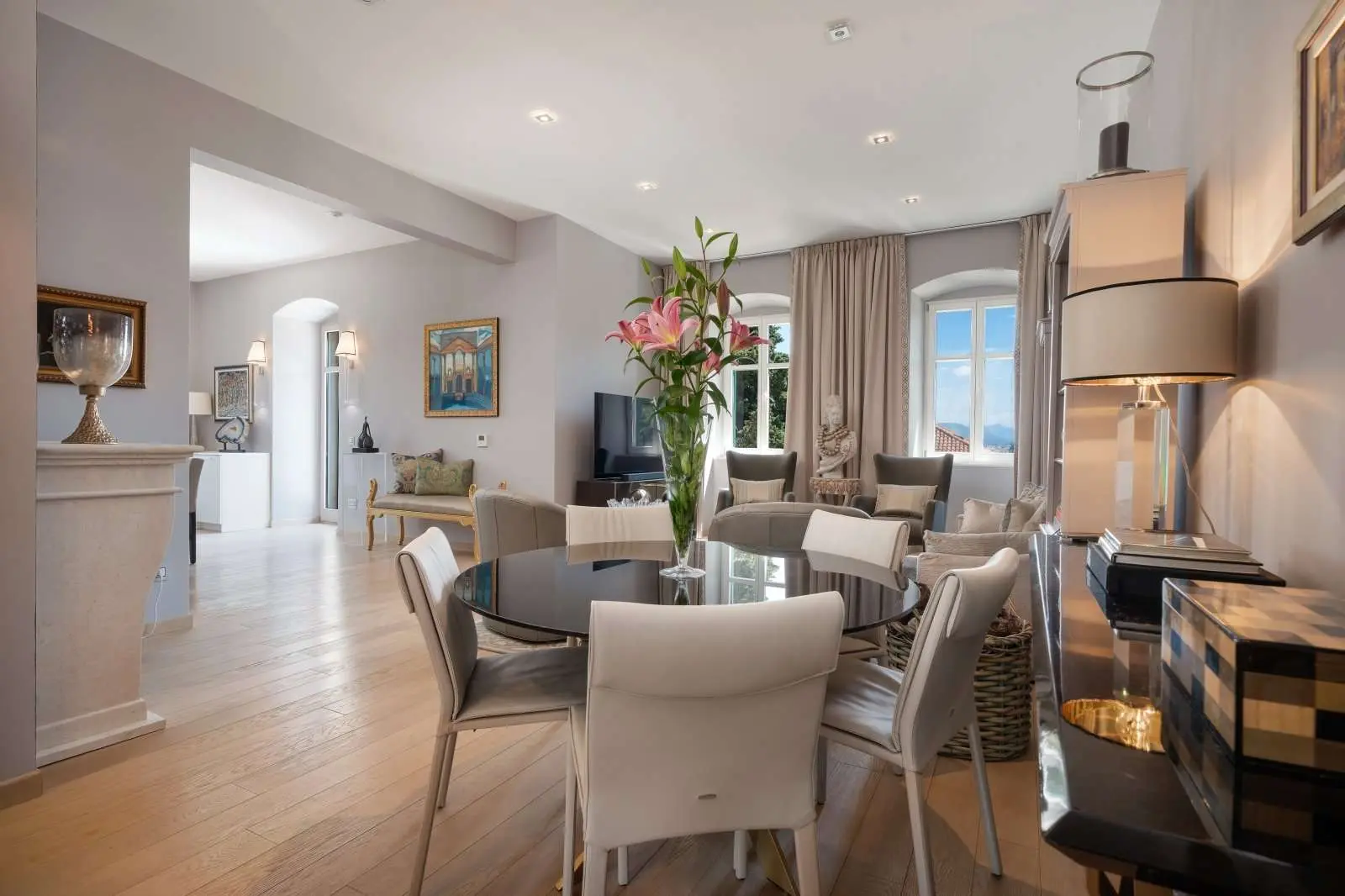 Luxury Three-Bedroom Apartment, Split