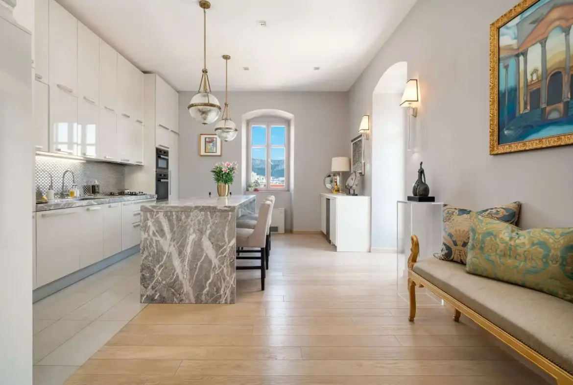 Luxury Three-Bedroom Apartment, Split