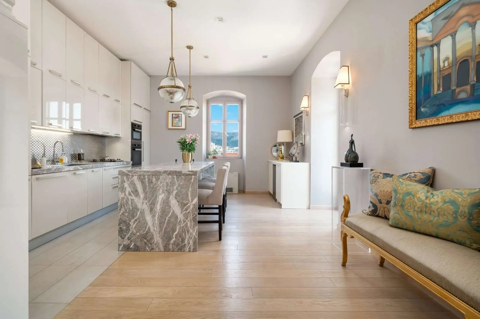 Luxury Three-Bedroom Apartment, Split