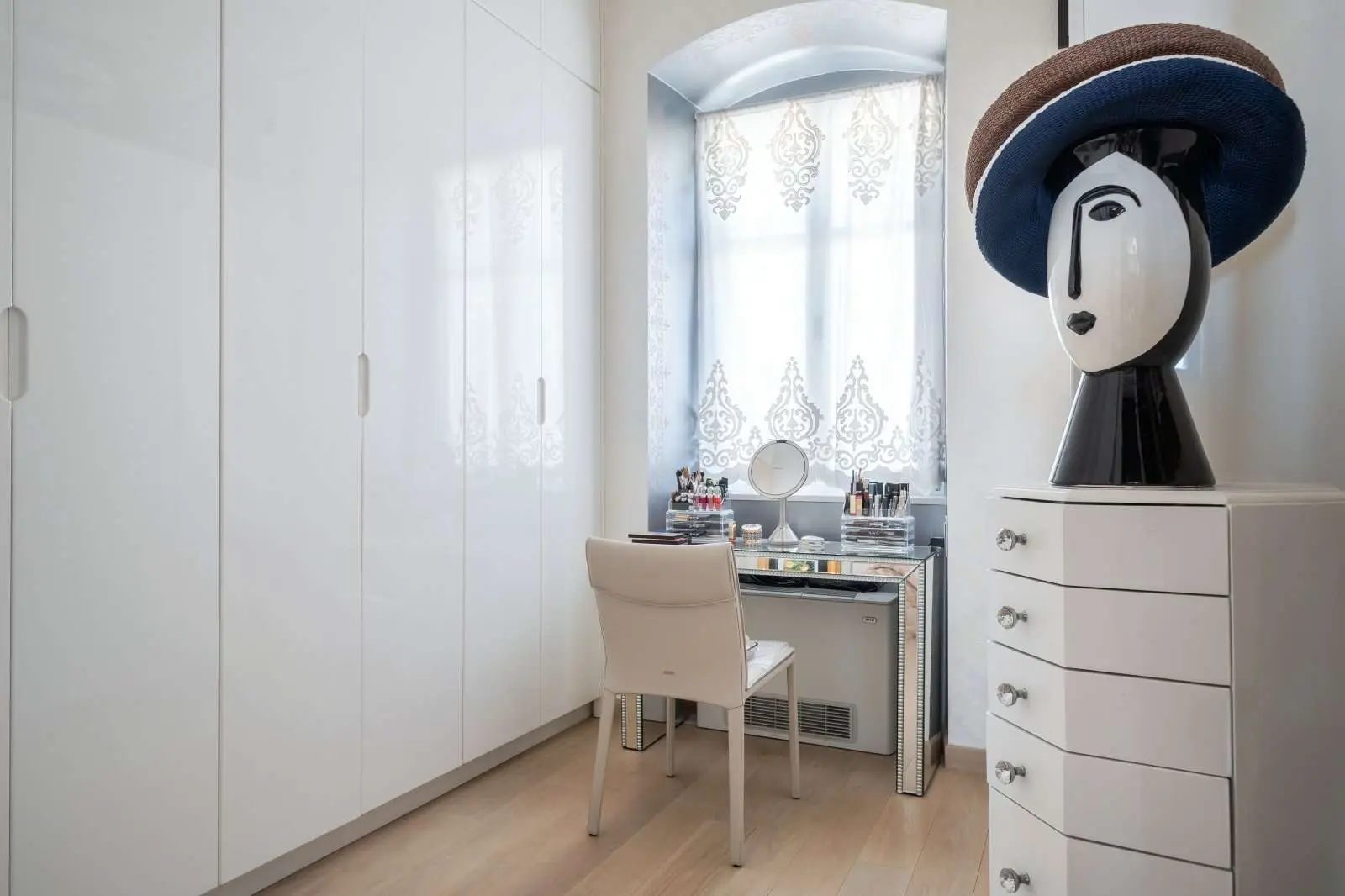 Luxury Three-Bedroom Apartment, Split