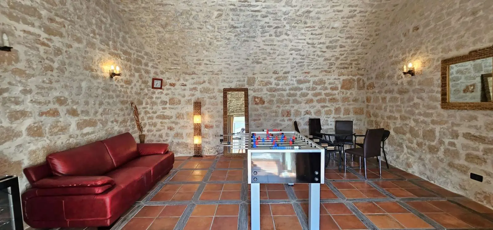 Beautiful Stone Villa, Island Bra