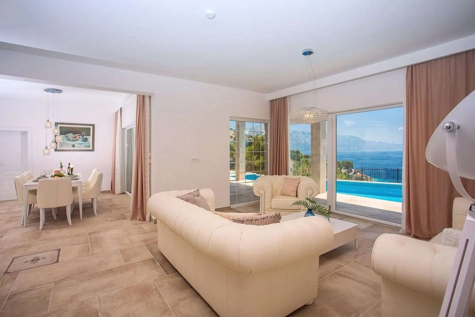 Villa With Swimming Pool, Omiš