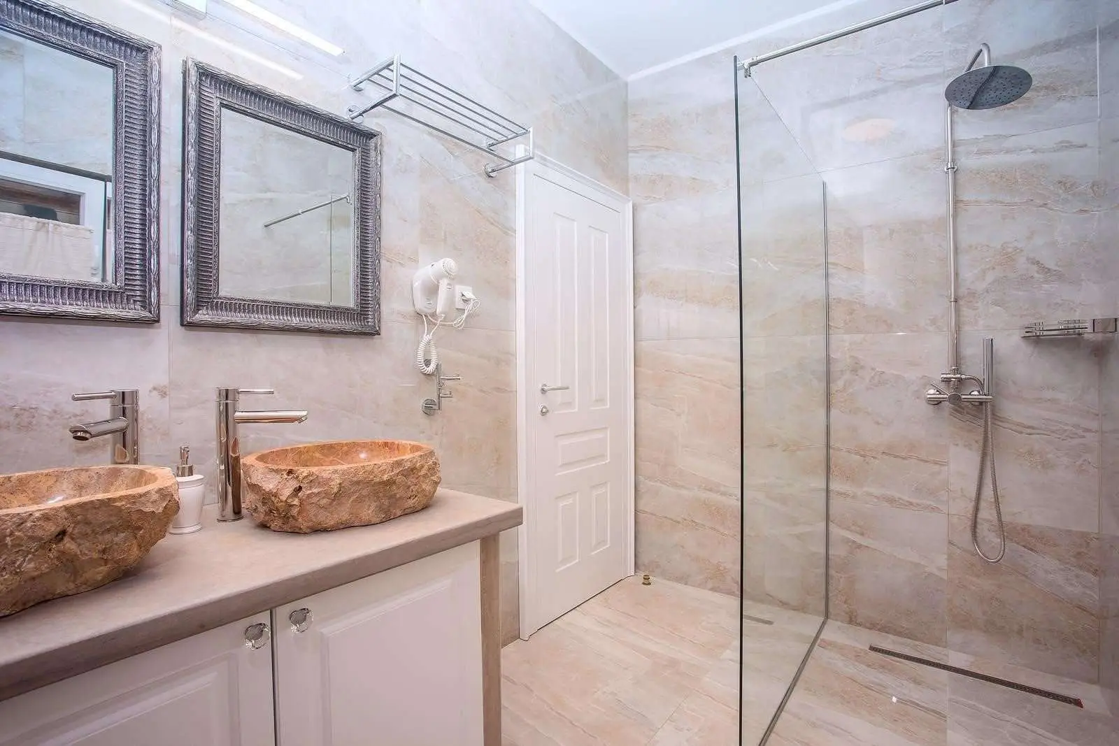 Villa With Swimming Pool, Omiš