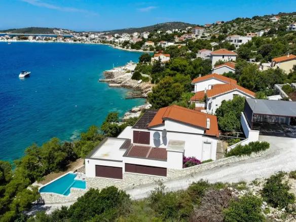 Villa Perola