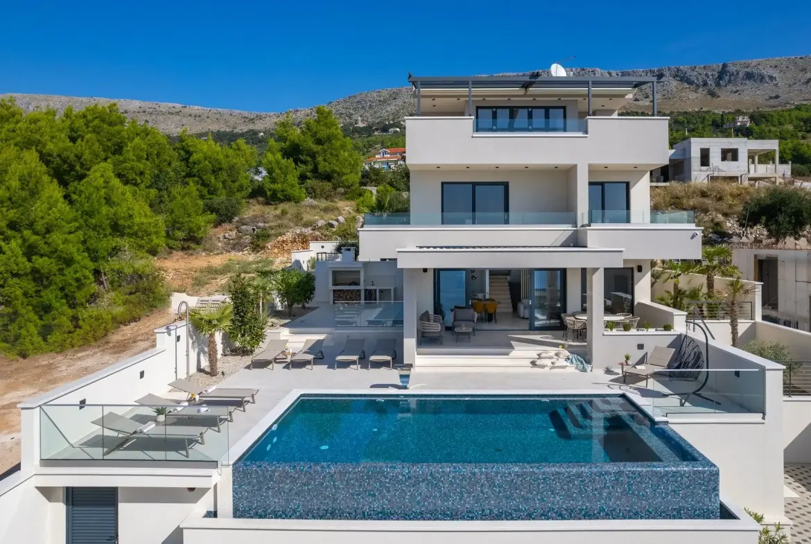 Villa Miranova