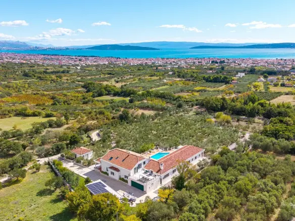 Oleamare Estate