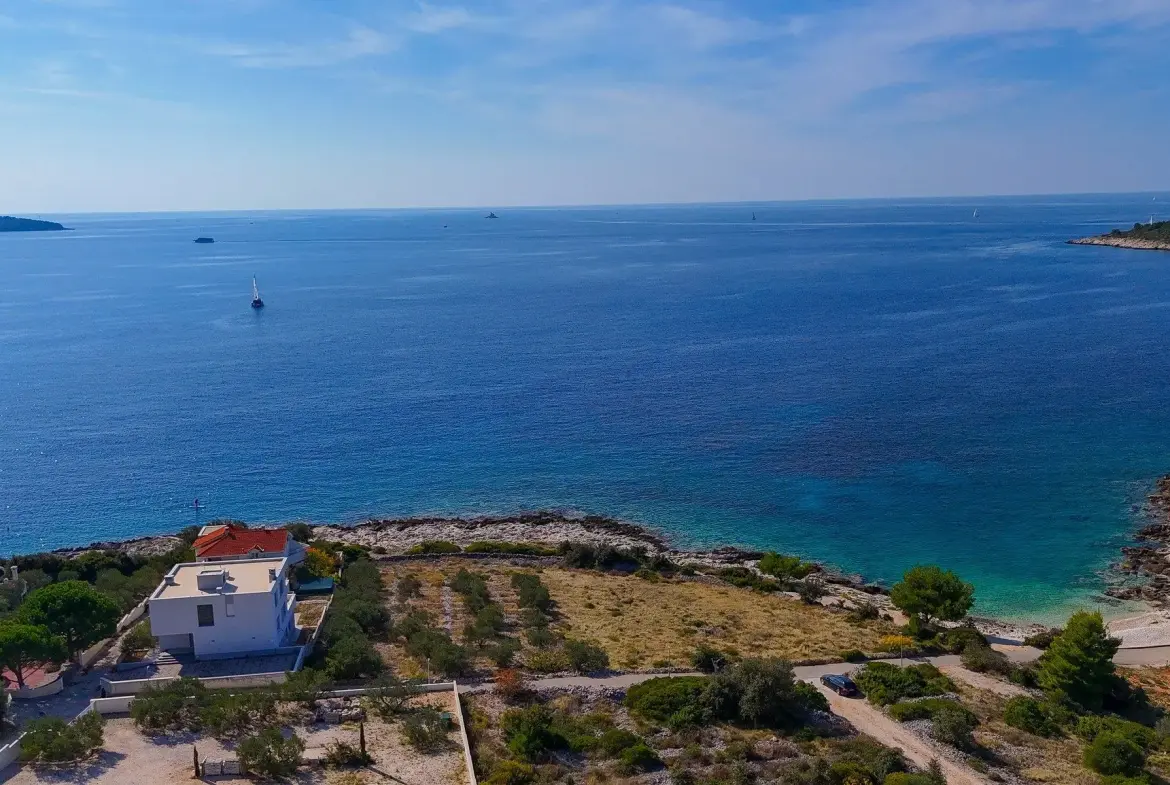 Seafront building plot in Rogoznica