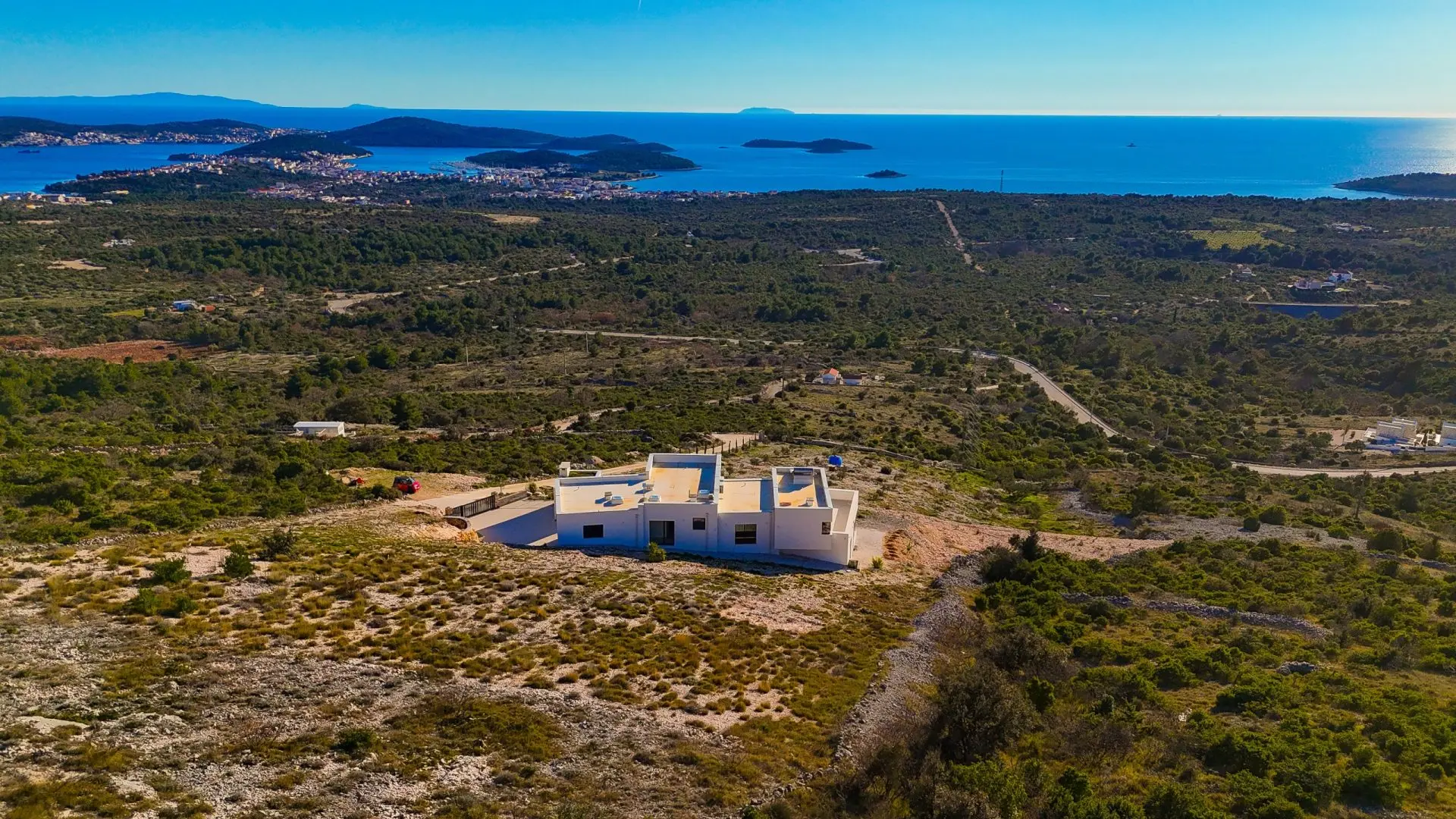 Building plot with open sea view