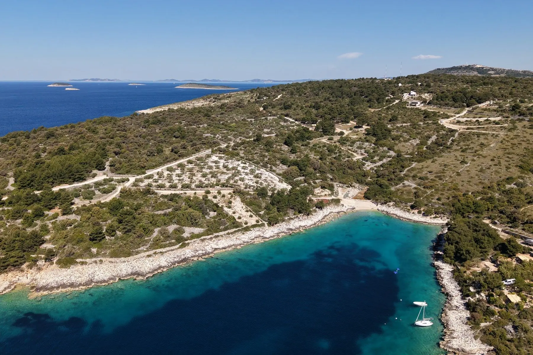 Exceptional seafront plot near Rogoznica