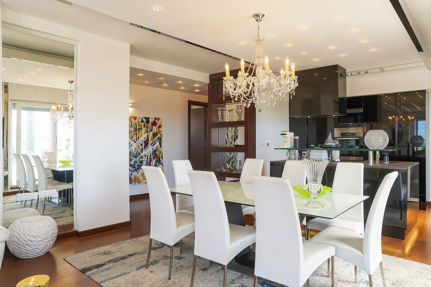 Penthouse Skyline