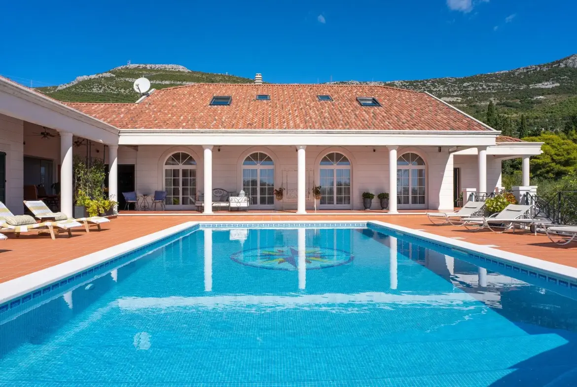 Oleamare Estate