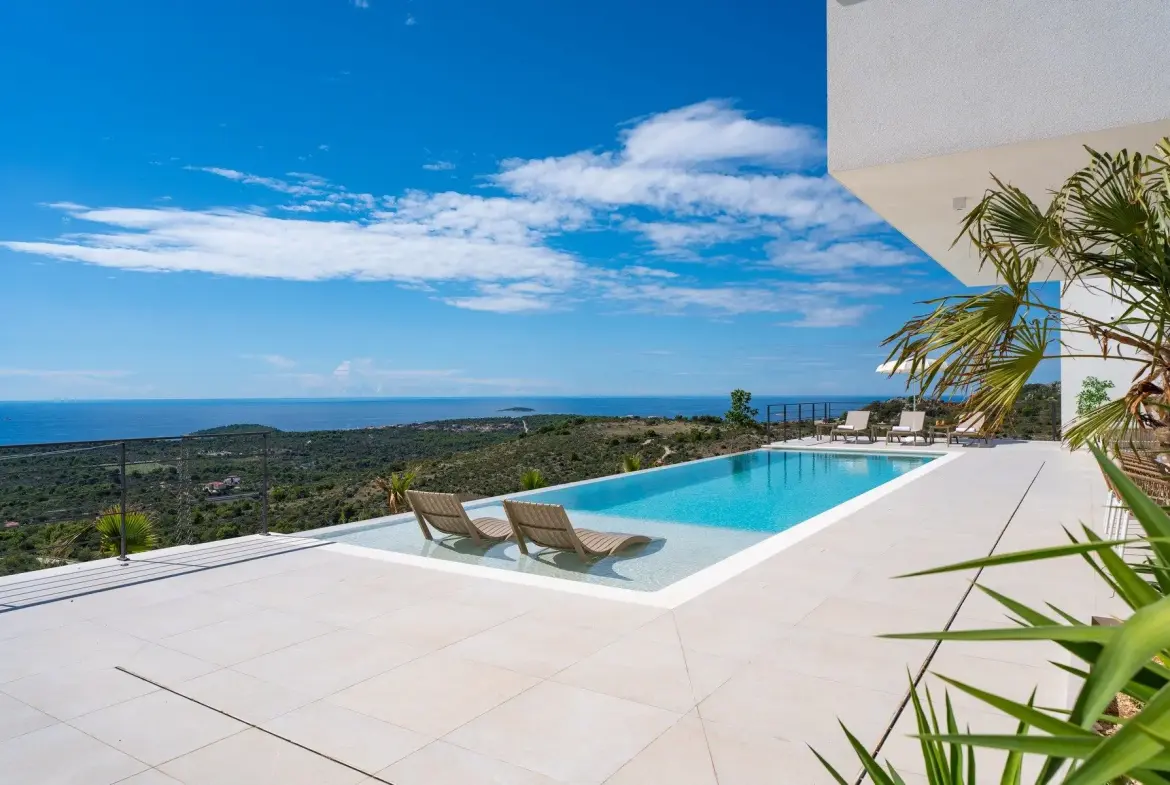 Villa Velmaris