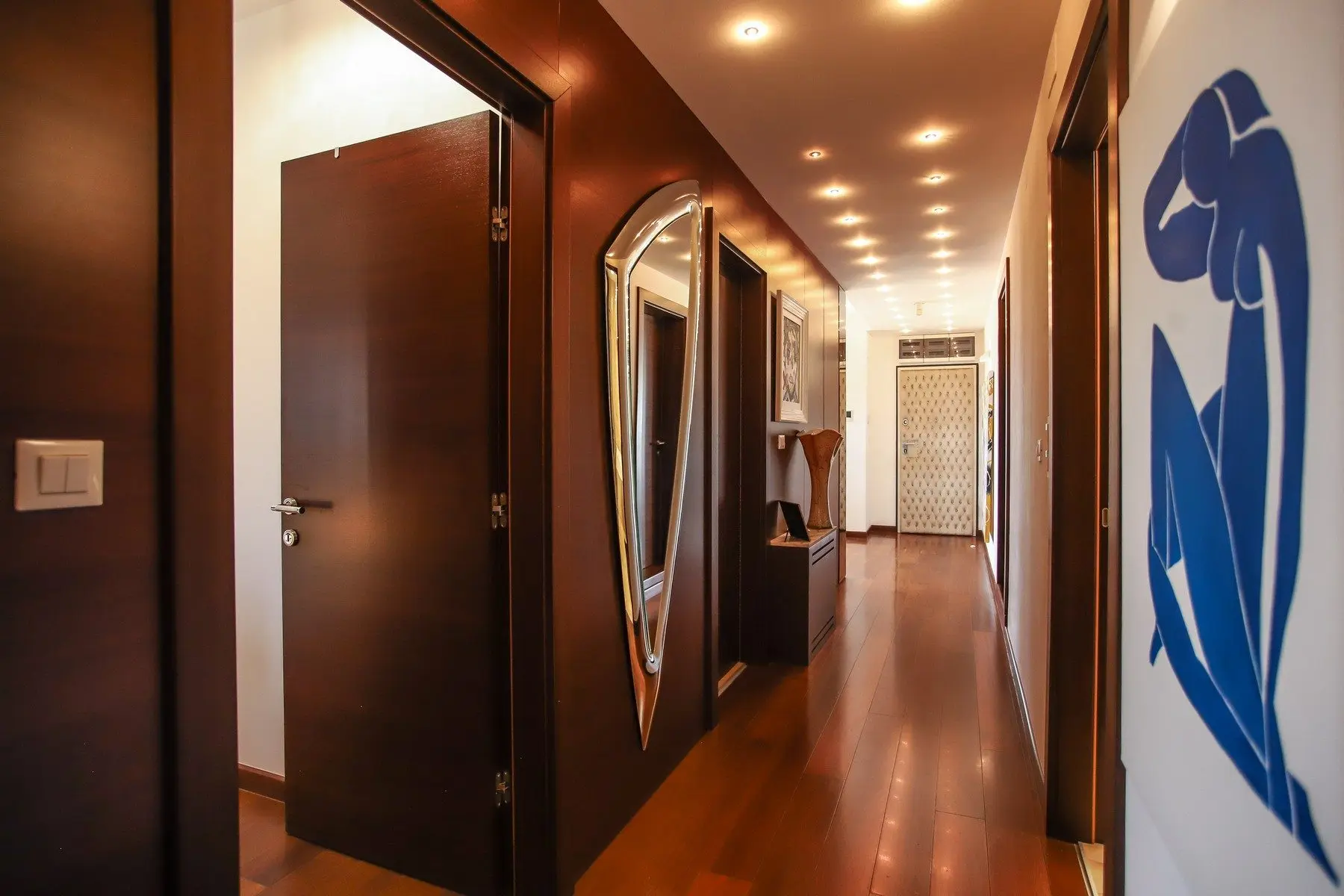 Penthouse Skyline