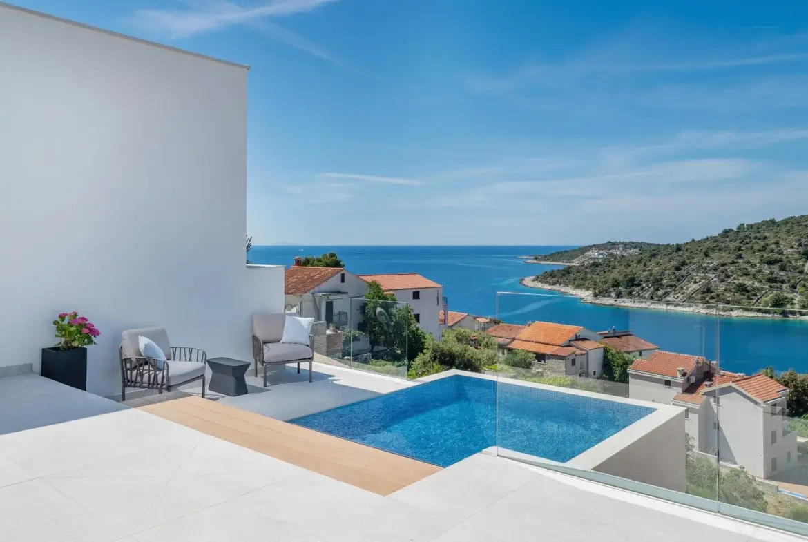 Seascape Residence