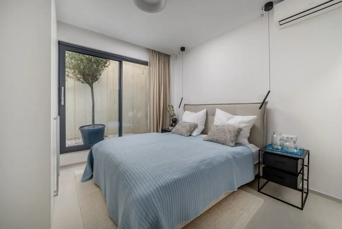 Seascape Residence