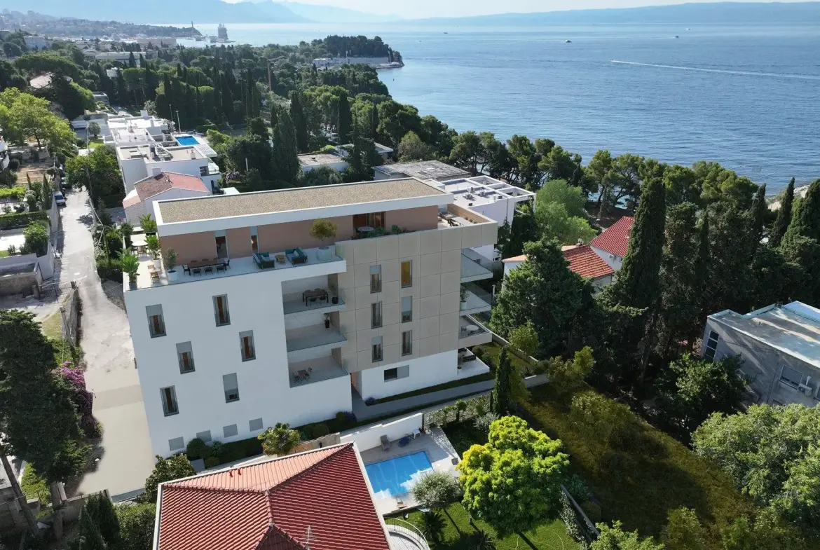 Luxe Residence