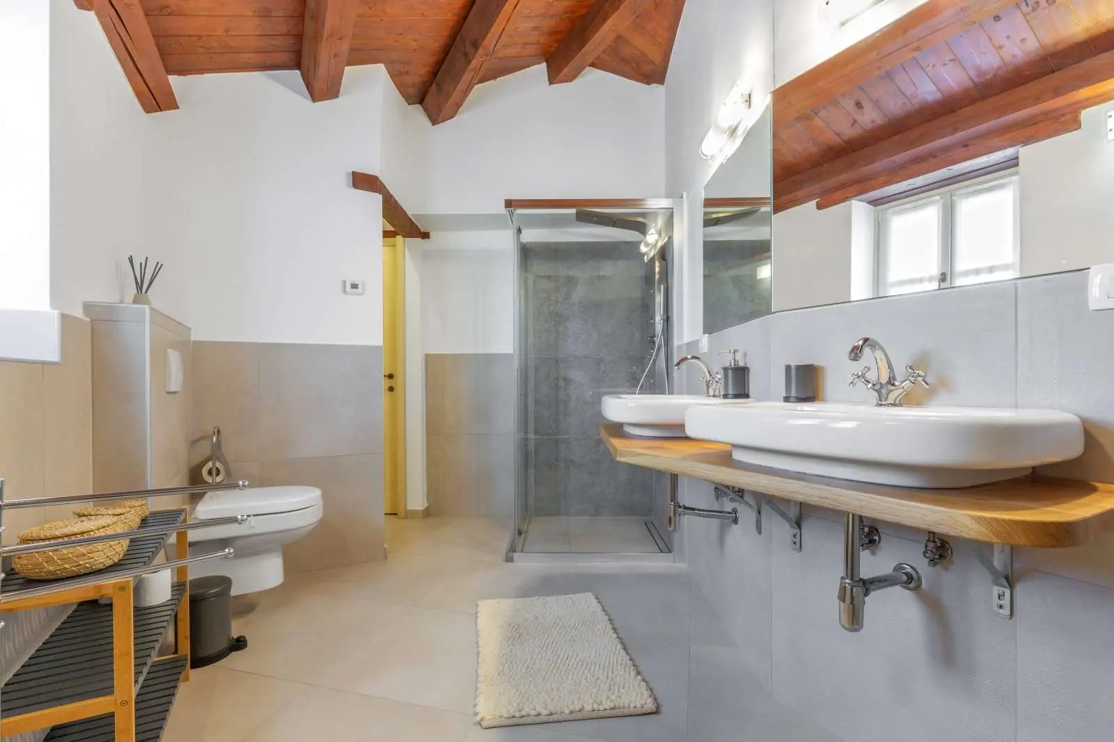 Stone Villa With Swimming Pool, Rajki, Istria