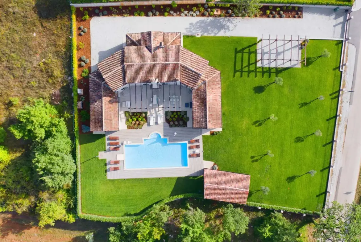 Stone Villa With Swimming Pool, Rajki, Istria
