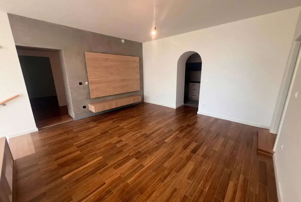 Apartment In Historical Villa, Opatija, Kvarner