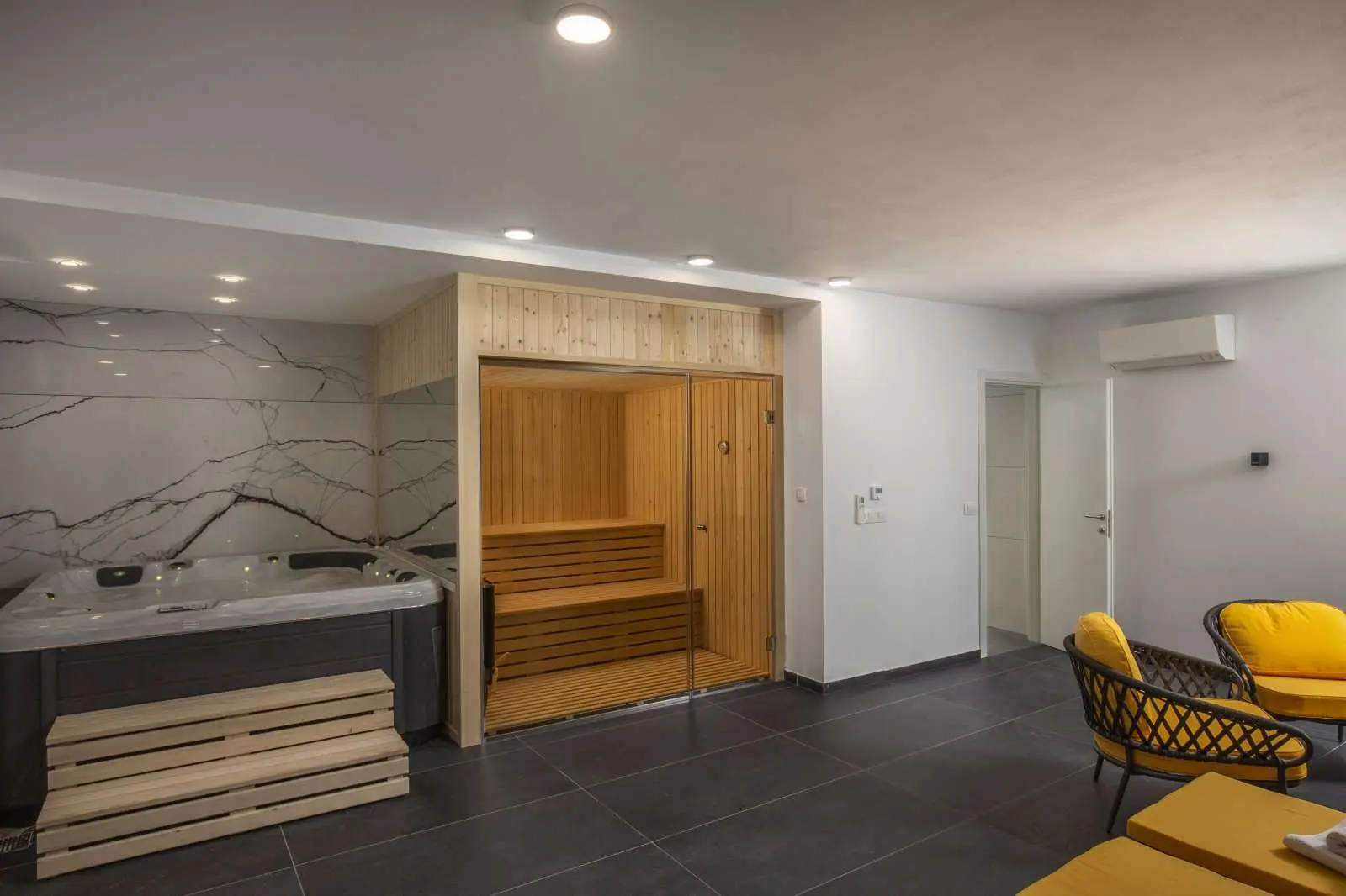 Modern Villa With Swimming Pool, Ljube Mrakovcica, Moscenicka Draga
