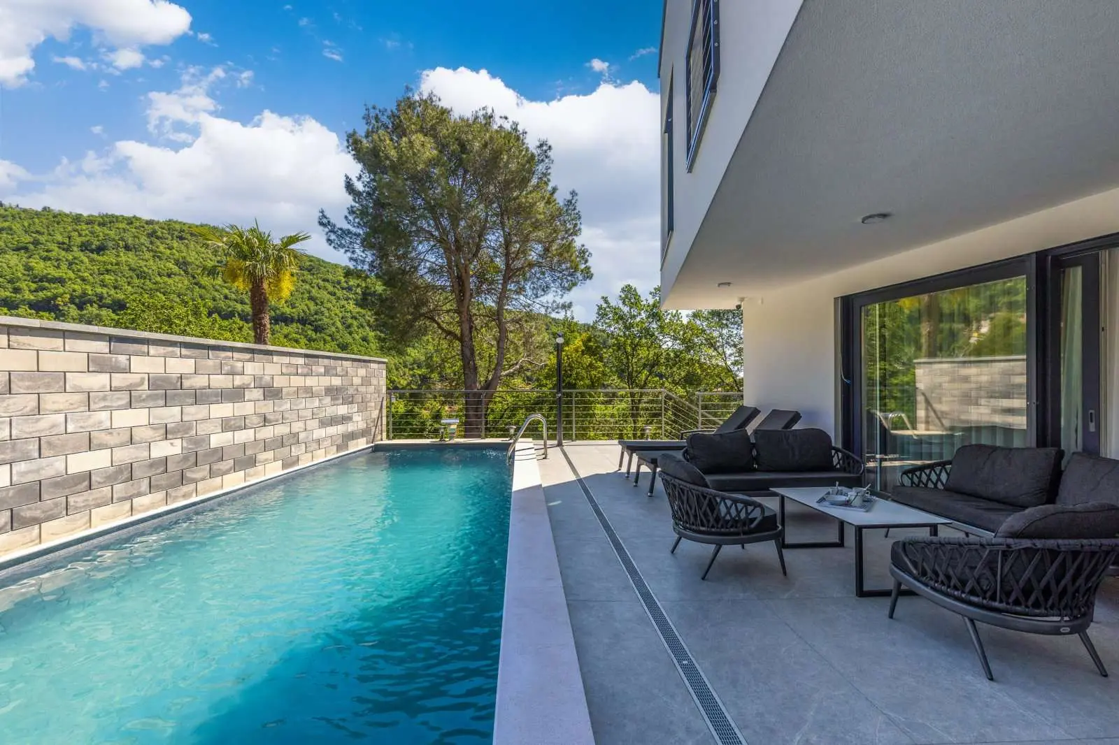 Modern Villa With Swimming Pool, Ljube Mrakovcica, Moscenicka Draga