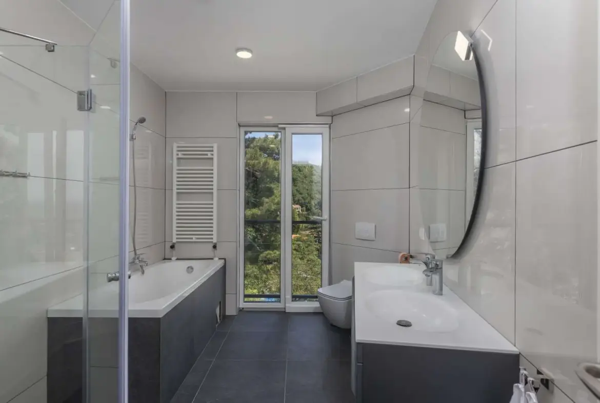Exclusive Villa With A Swimming Pool Near The Sea, Moscenicka Draga