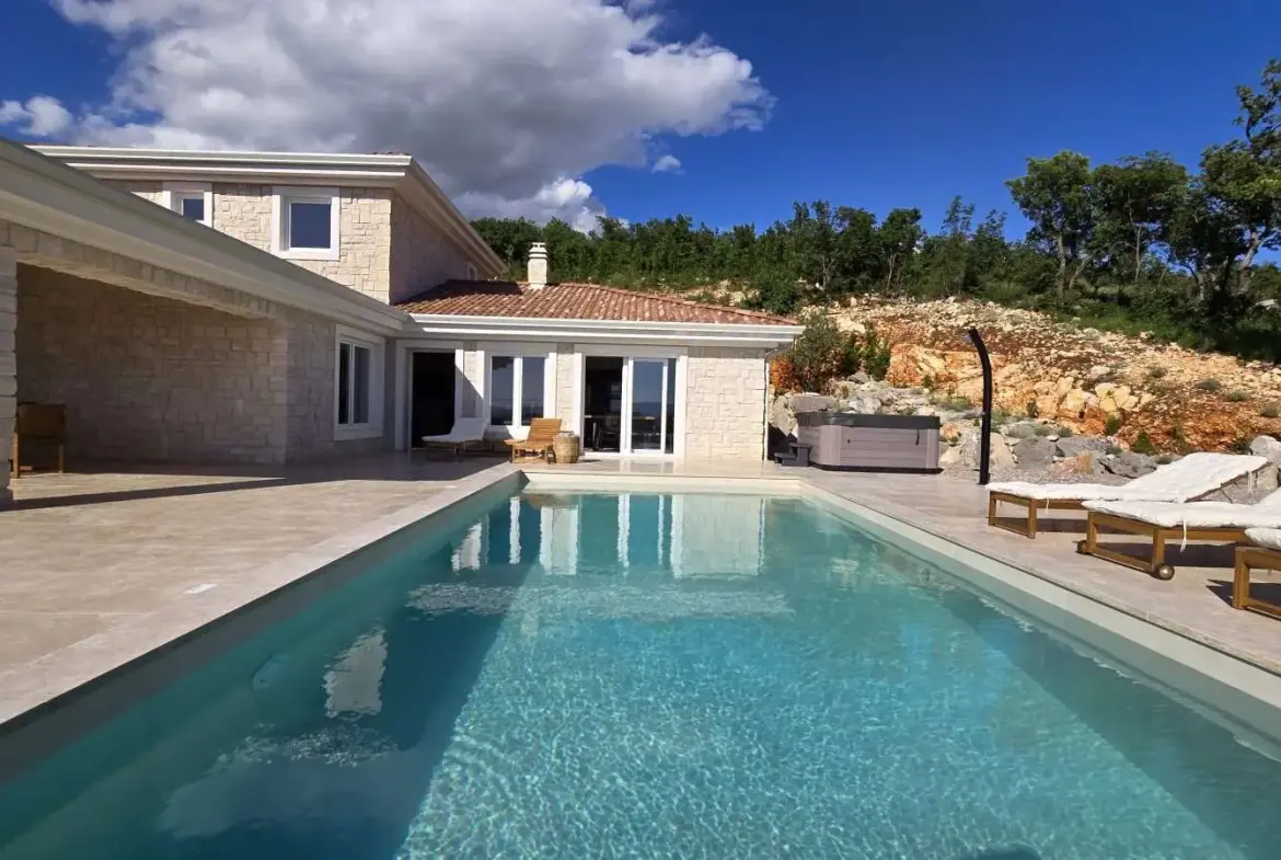 Luxury Stone Villa With Heated Pool, Jadranovo