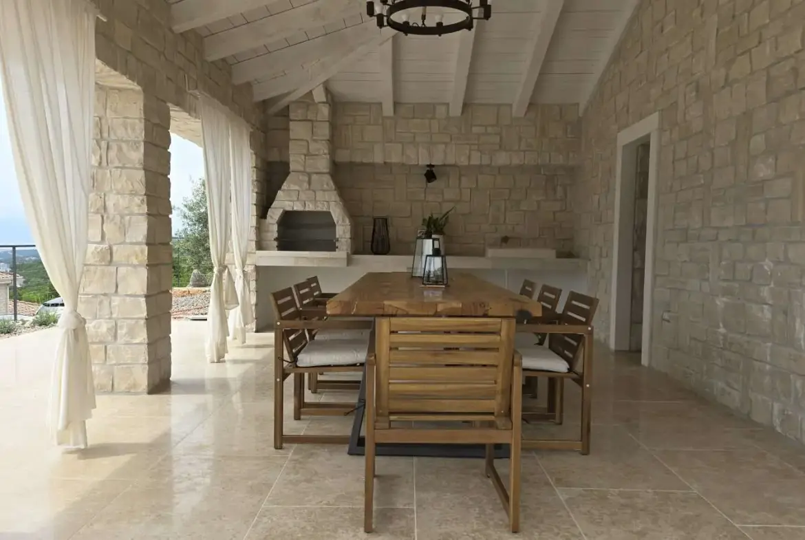 Luxury Stone Villa With Heated Pool, Jadranovo