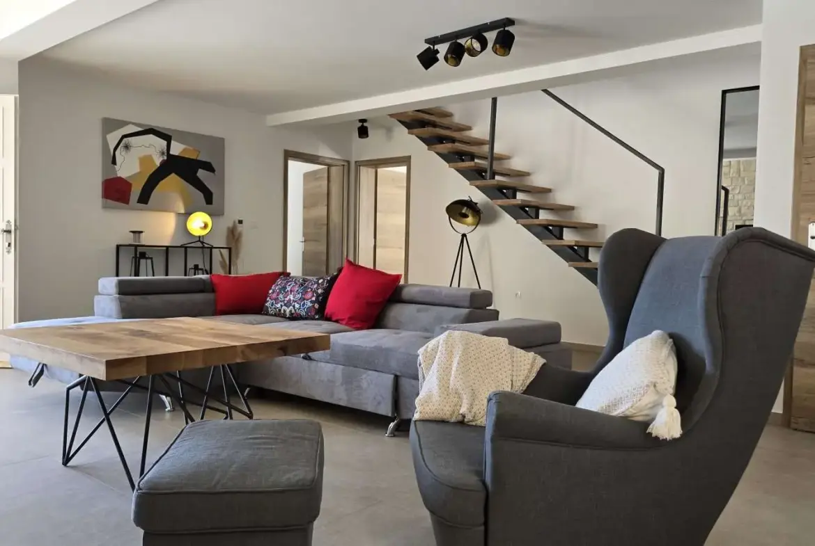 Luxury Stone Villa With Heated Pool, Jadranovo