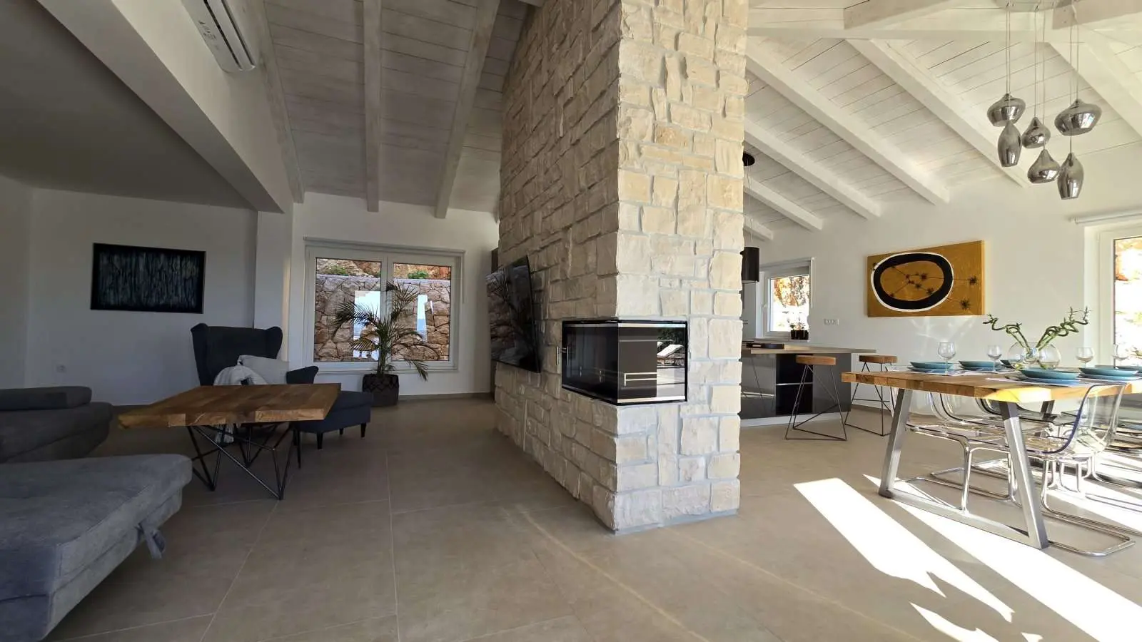 Luxury Stone Villa With Heated Pool, Jadranovo