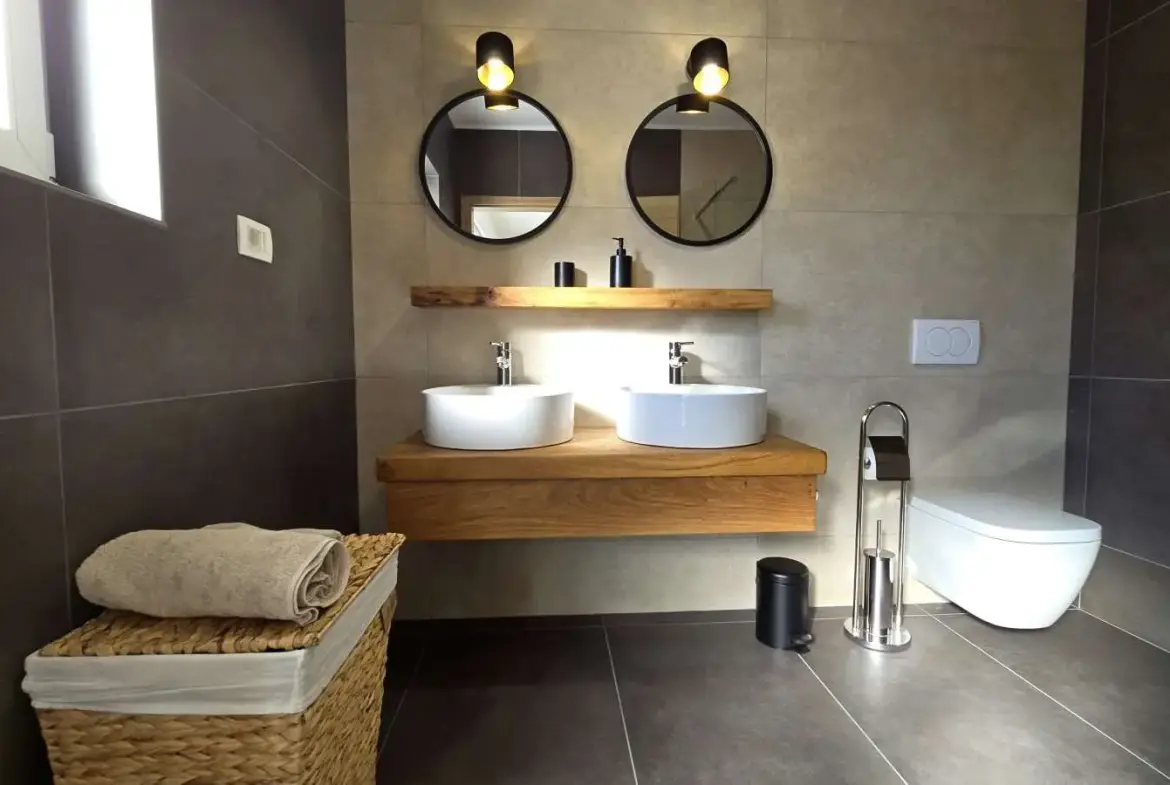 Luxury Stone Villa With Heated Pool, Jadranovo