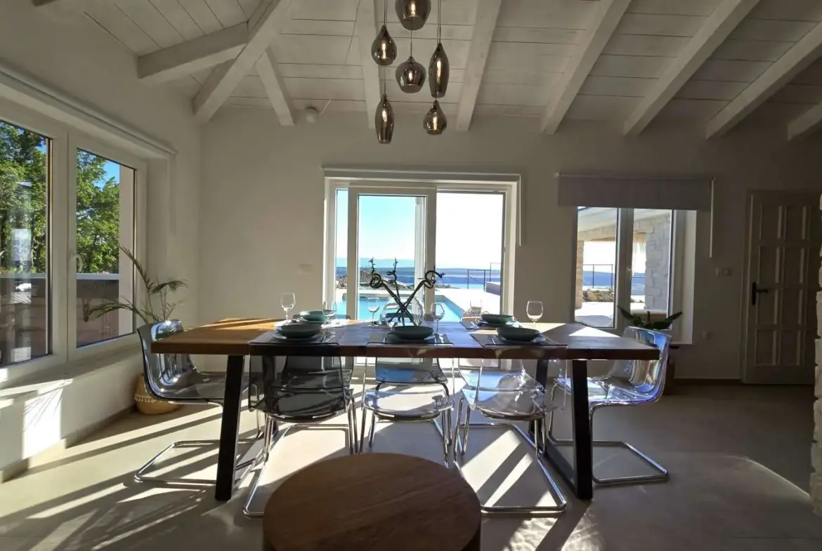 Luxury Stone Villa With Heated Pool, Jadranovo