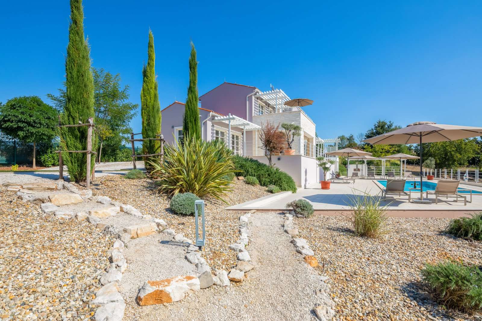 Charming Classic-Style Villa With Heated Pool, Rezanci, Istria