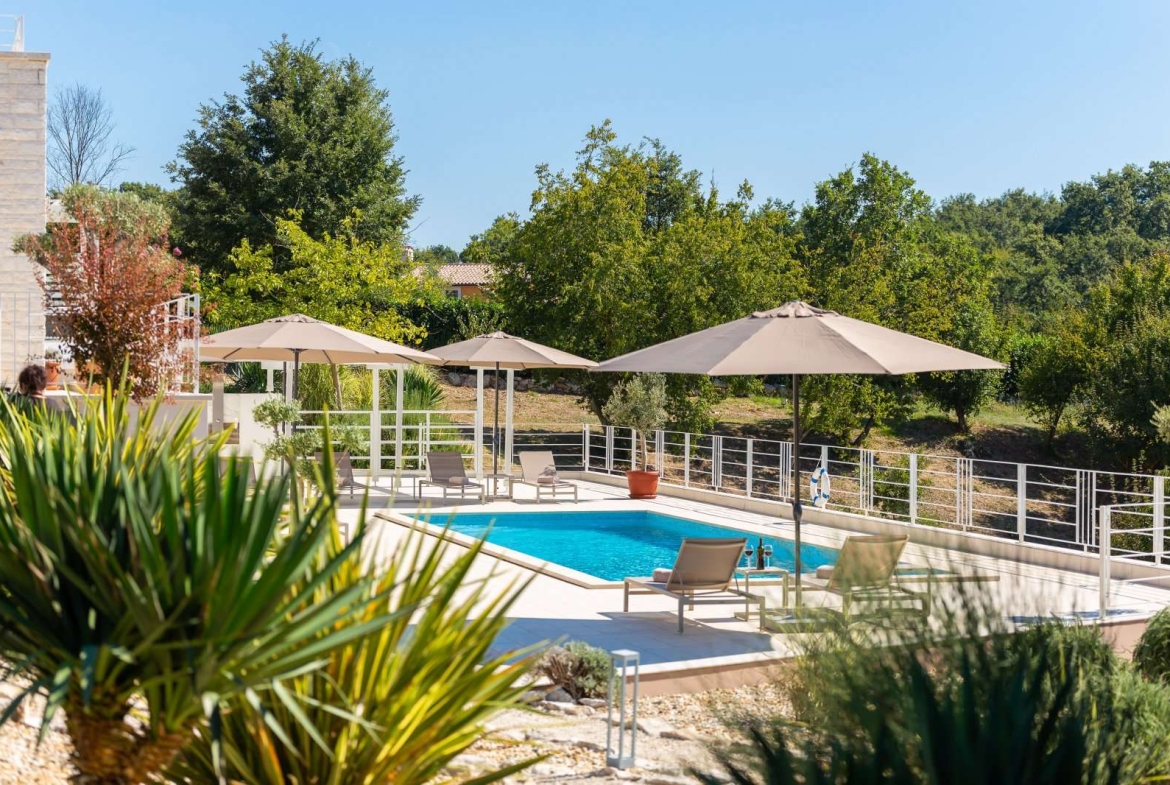 Charming Classic-Style Villa With Heated Pool, Rezanci, Istria