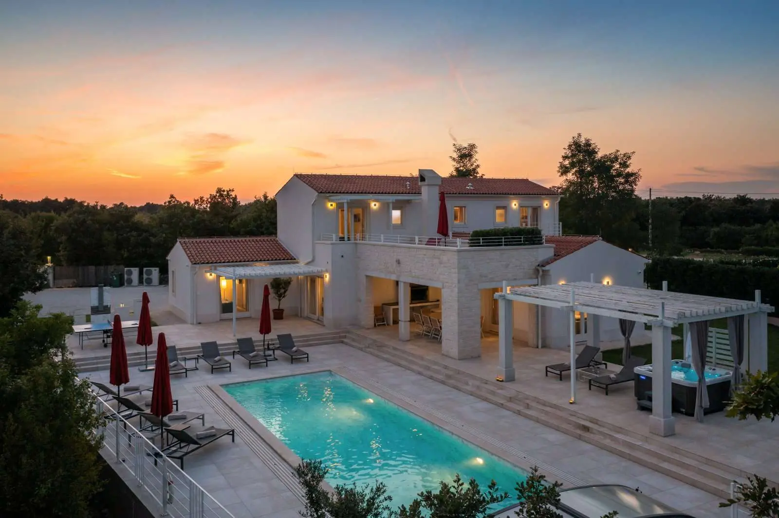 Complex Of Three Luxury Villas, Rezanci, Istria