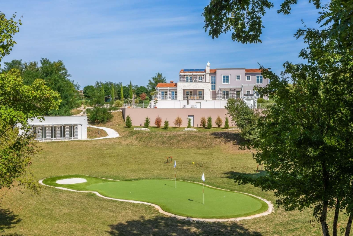 Complex Of Three Luxury Villas, Rezanci, Istria