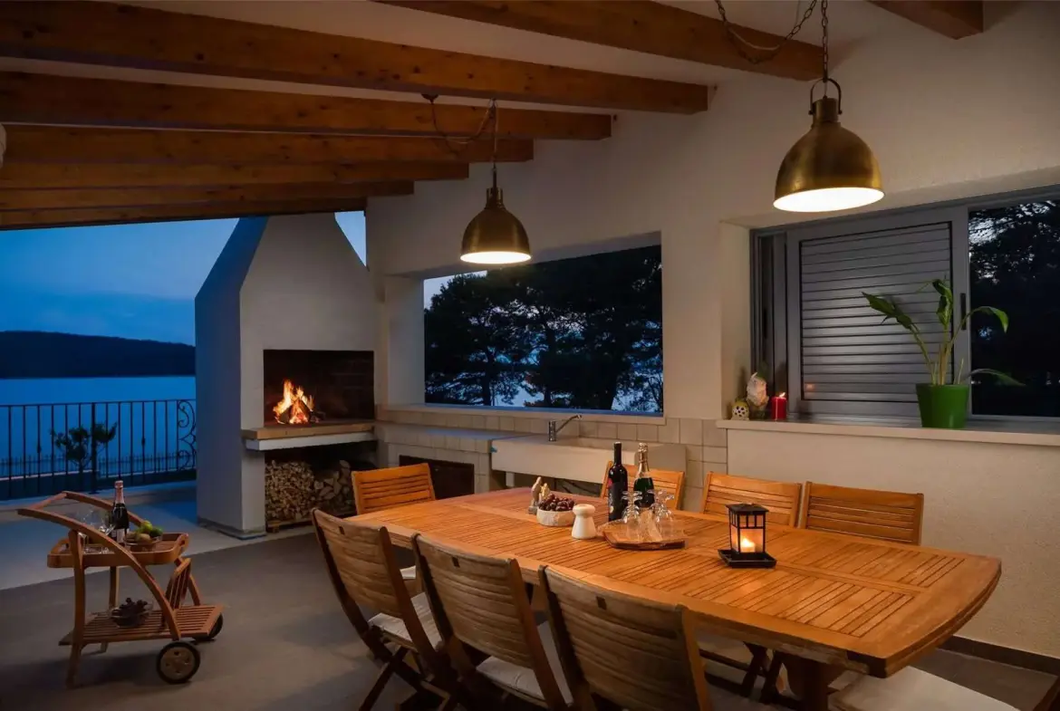 Seafront Luxury Villa, Sibenik