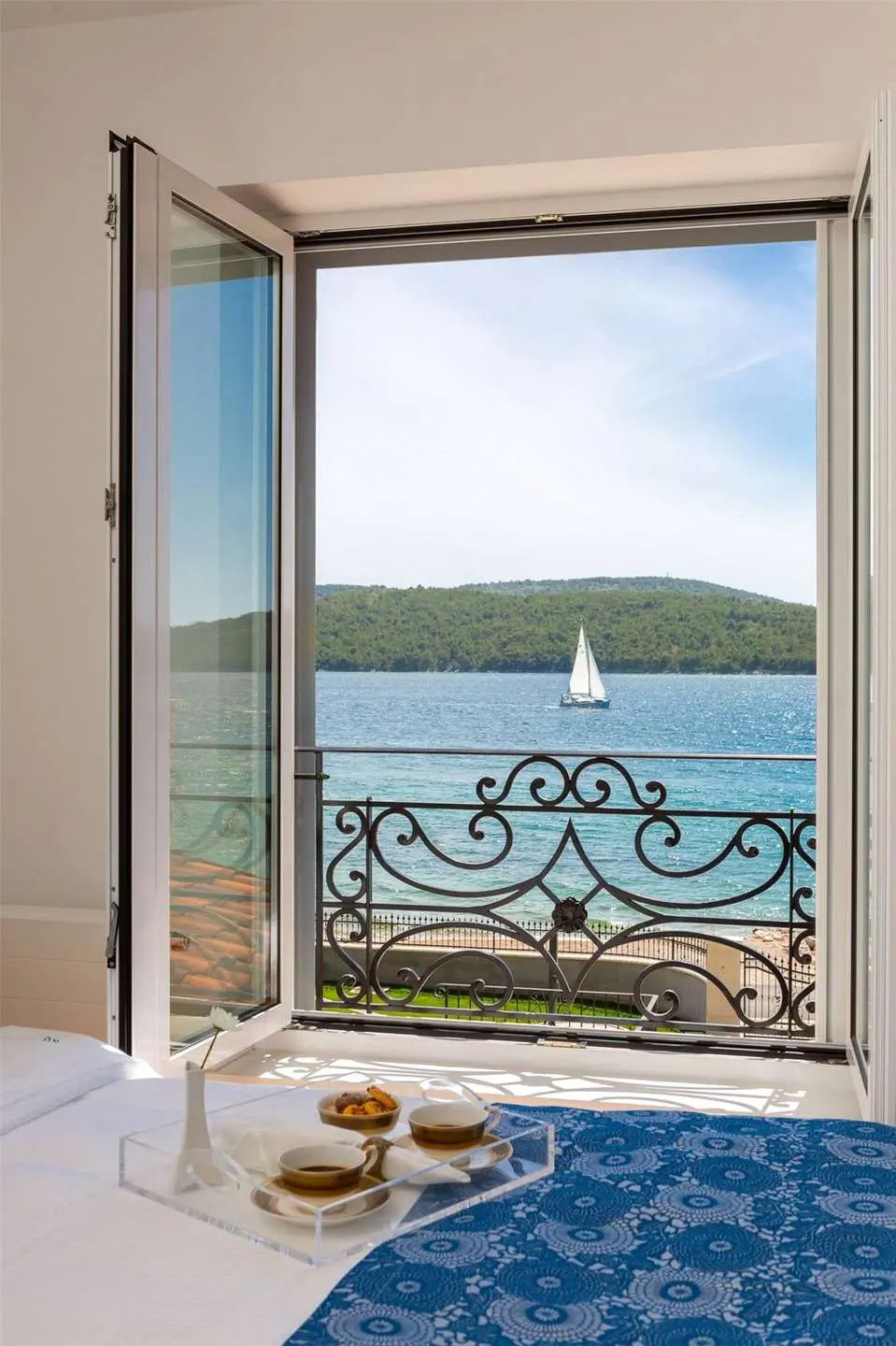 Seafront Luxury Villa, Sibenik