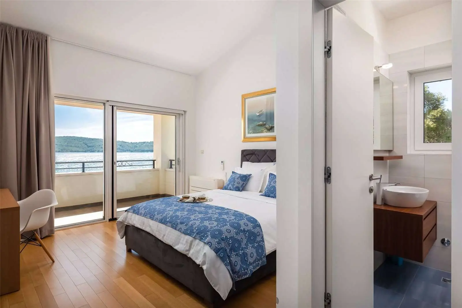 Seafront Luxury Villa, Sibenik