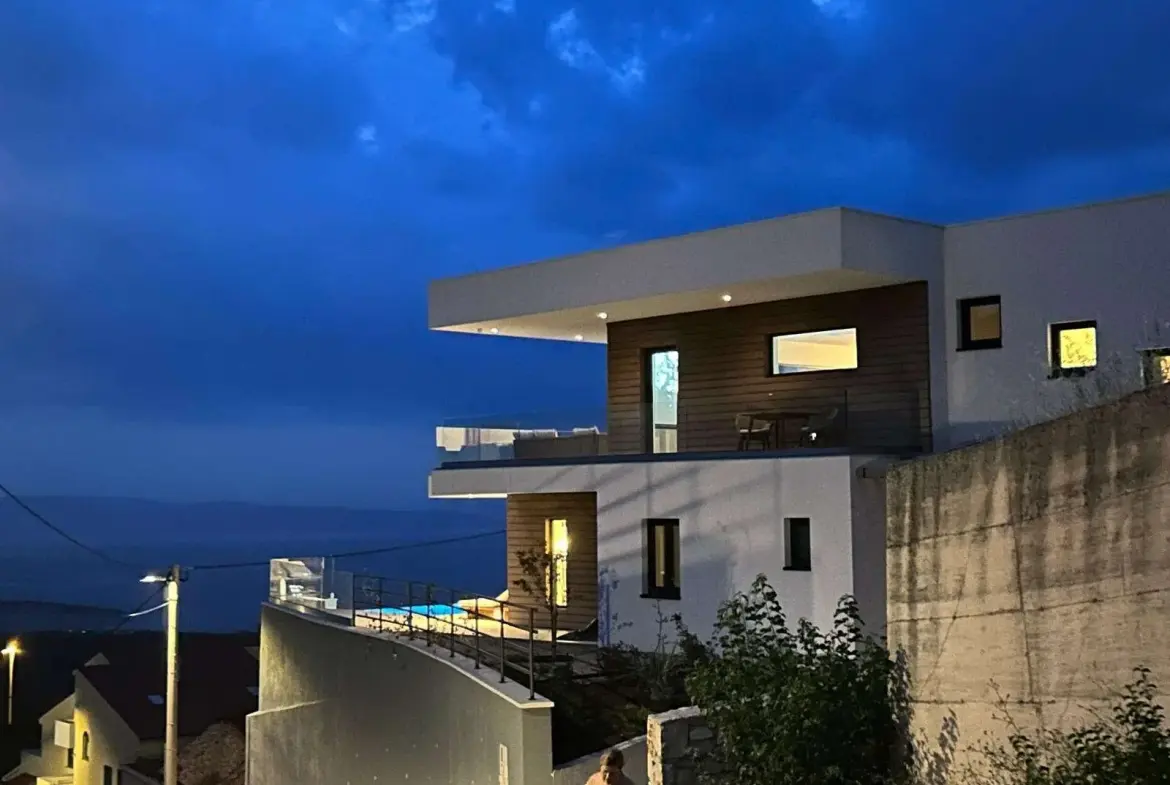 Modern VIlla With A Sea VIew and Swimming Pool, Hreljin