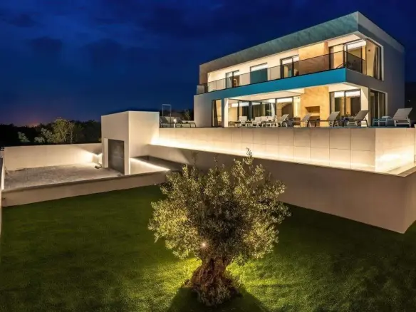 Modern Seaview Villa, Jadranovo