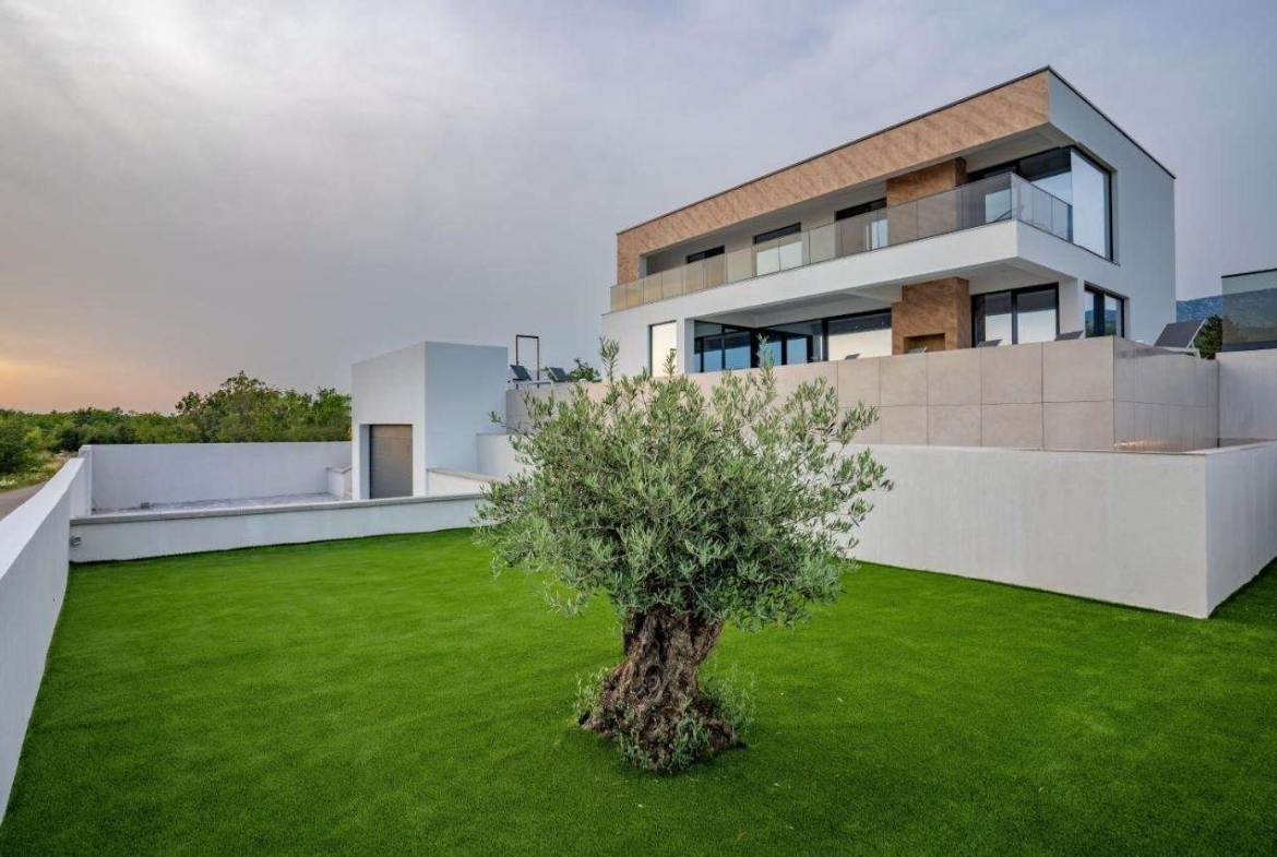 Modern Seaview Villa, Jadranovo