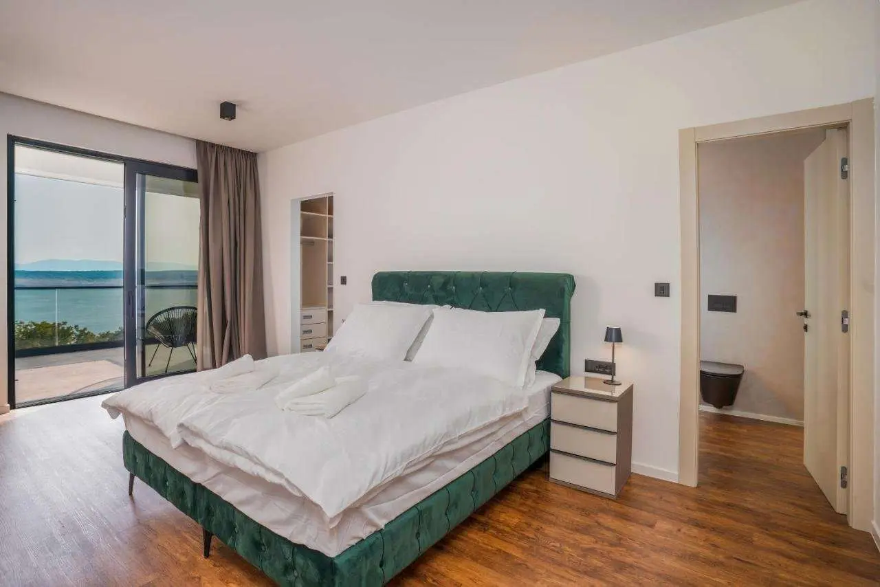 Modern Seaview Villa, Jadranovo